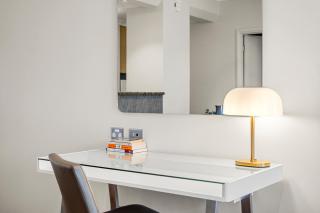 Epic City Apartment - Super King Bed & Free Parking! - Melbourne - 4