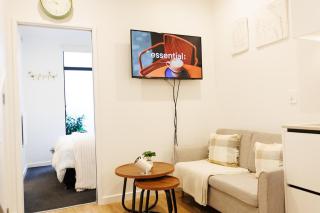 CBD Apartment for Work & Play - Walk to Everything - Wellington - 8