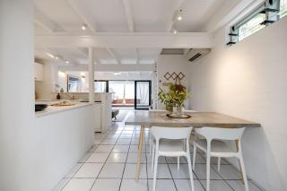 Villa One Immaculate Townhouse in Noosa Heads - 8