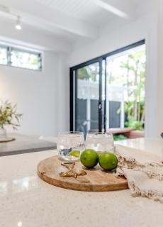 Villa One Townhouse in Noosa Heads - 1