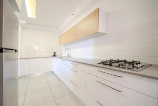 Luxury 5 Rooms Apartment with elevator - 5