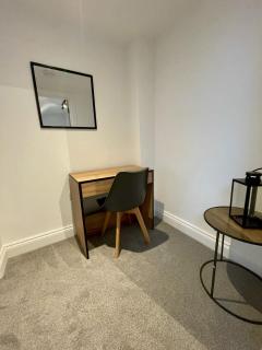 Clarendon- A Converted Church Luxe Apartment - 1