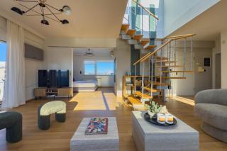 Acropolis Sky Retreat Jacuzzi & 3BR Maisonette - 7