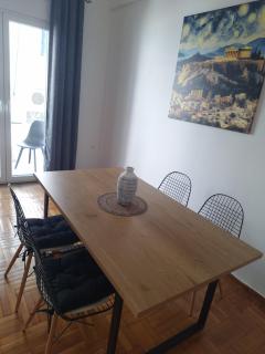 Cozy Plaka Apartment - 4