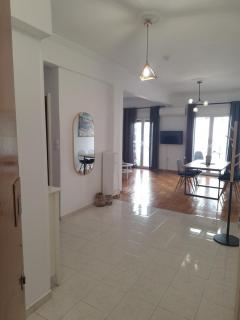 Cozy Plaka Apartment - 3