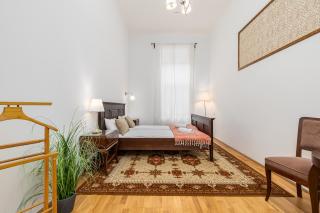 Central Budapest Apartment in Historical Building With Free Private Parking - 9