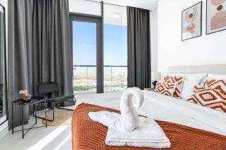 Elegant 2 Bedroom In District One Residences - 5