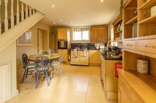 STAXTON COACH HOUSE dog friendly with garden - 7