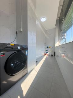 Monkey light youth hostel - 4