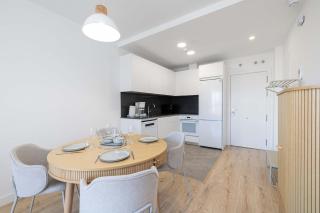 High-rise apartment with views - 1