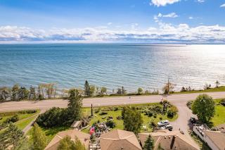 The 3 Bears Cottage - Exquisite lake views! - 9