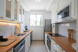 Iberia Urban Center 4 - 5