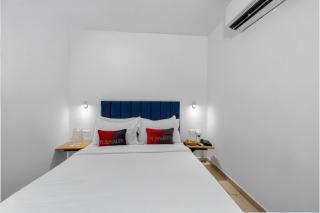 Playsales Rooms To Go - 5