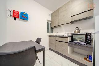 Fully equipped Studio in Msida with Wifi & AC by 360 Estates - 2