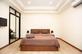 Cat house, 5 min to the beach - 9