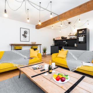 Newtown Lofts - Smart TV - WiFi - On Street Parking 1NT - 7