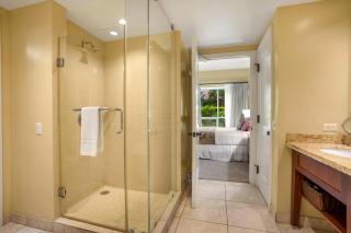 KBM Resorts Spacious 4-Bedroom Honua Kai Collection Multi Unit Listing 2 FREE CARS Ocean views HKH-11450 - 2