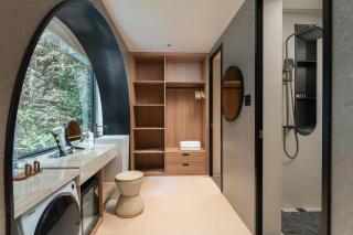 Karst Scenic Hotel - 1