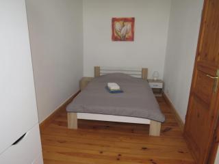 Alt-Berliner Schwanenhof Ferienwohnung OG links - 1