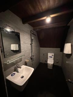 Whistling Thrush Cottage - 3