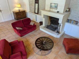 Gîte familial avec piscine chauffée, jardin privé et équipements bébé en pleine propriété viticole. - FR-1-653-18 - 5