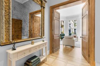 Elegant 4 Bedroom Retreat - 5