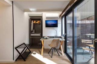 The Collection Barcelona - Amazing 3 Bedroom Apartment with indoor POOL - 7