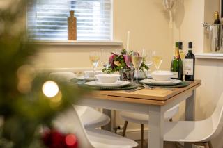 Poachers Cottage - 2