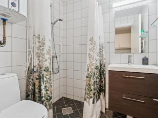 Apartment Emppu - 300m from the sea by Interhome - 1