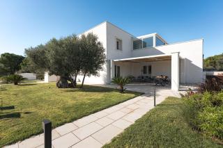 HelloAPULIA Villa Annita - Enchanting Sea-View Villa - superb location 2 minutes from beach and restaurants - 6
