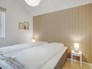 Holiday Home Thorgny - 350m to the fjord by Interhome - 5