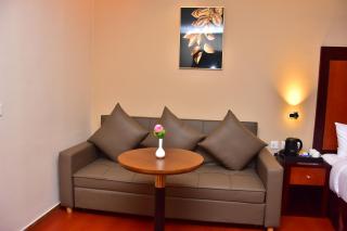 Park Avenue Hotel & Apartments Trichy - 6