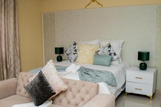 Bright's Exclusive Family Villa - 3