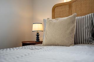 Stunning High Street Hideaway in Cheltenham - 2