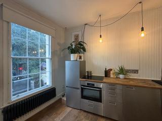 Chic 1BDR City Retreat by Kings Cross Station - 9