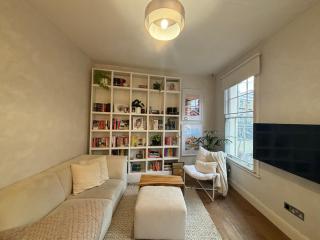 Chic 1BDR City Retreat by Kings Cross Station - 5