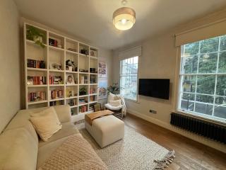 Chic 1BDR City Retreat by Kings Cross Station - 6