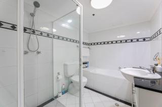 The Interlink CBD w Parking Desk Gym Pool - 1