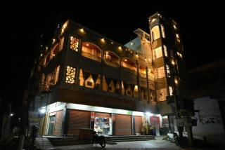 BVR Dazzle Residency - 0