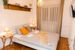 FLH - The French Cottage - 1