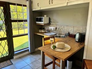 Little Oasis - Palm Room - 6