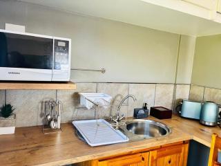 Little Oasis - Palm Room - 3