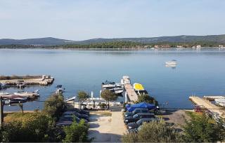 Stunning Apartment In Turanj With Wifi - 1