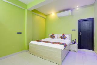 FabHotel Avante Palace - 5