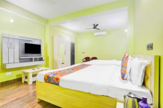 FabHotel Avante Palace - 1