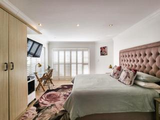 Central Beach Stay Ultimate Holiday Spot - 1