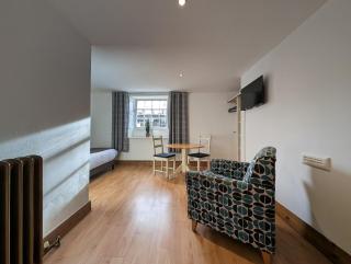 Pass the Keys Charming 3-Bed Converted Basement Tynemouth - 7