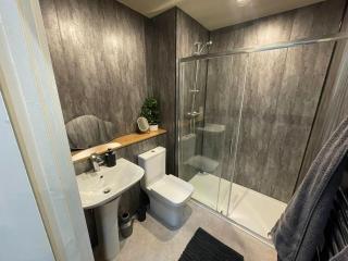 City Chic Apartment in Leeds - 8