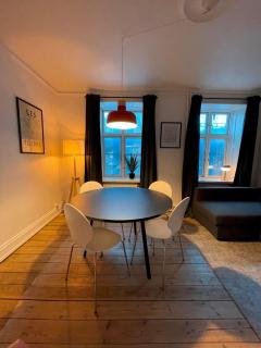 Comfy 2 Bedroom Getaway - 5