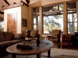 Exquisite Cottage Rental on Peaceful Vineyard near Bear Valley, California - 8